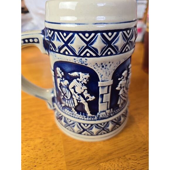 West German Gerz Stoneware Stein Blue On Gray Dancers 5 3/4" - Picture 1 of 5
